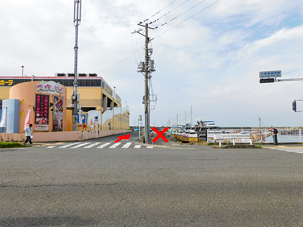 駐車場への順路1